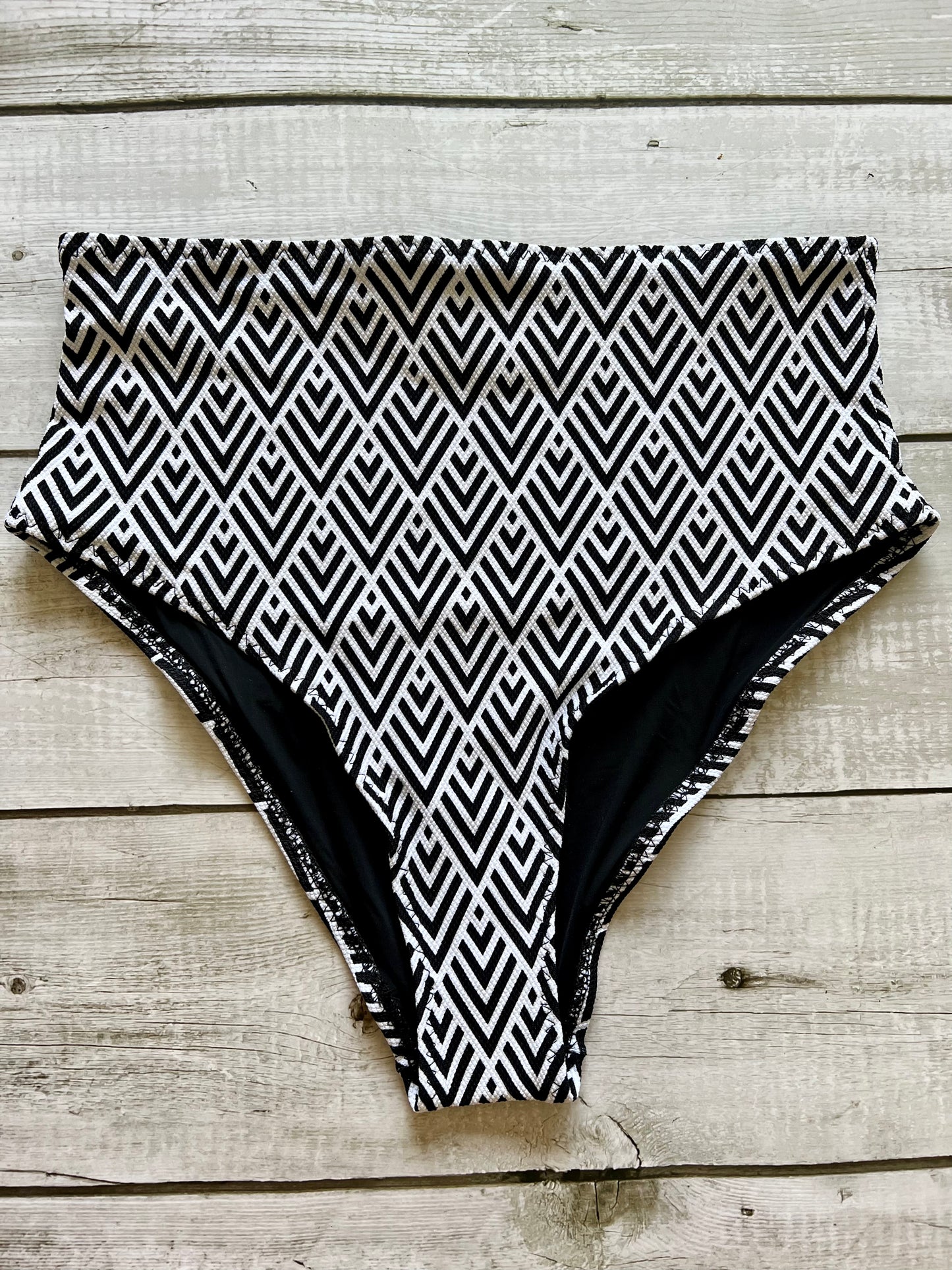 Mono Aztec High Waist Bottoms - Size 8