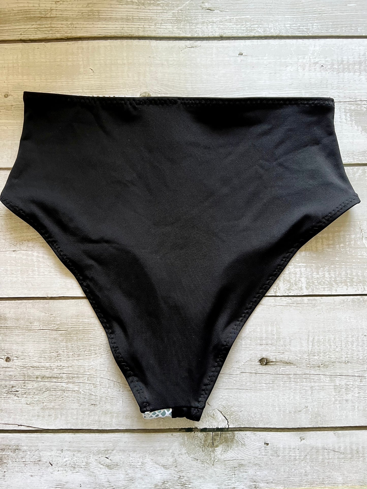 Black & Silver Snake High Bottoms - Size 10