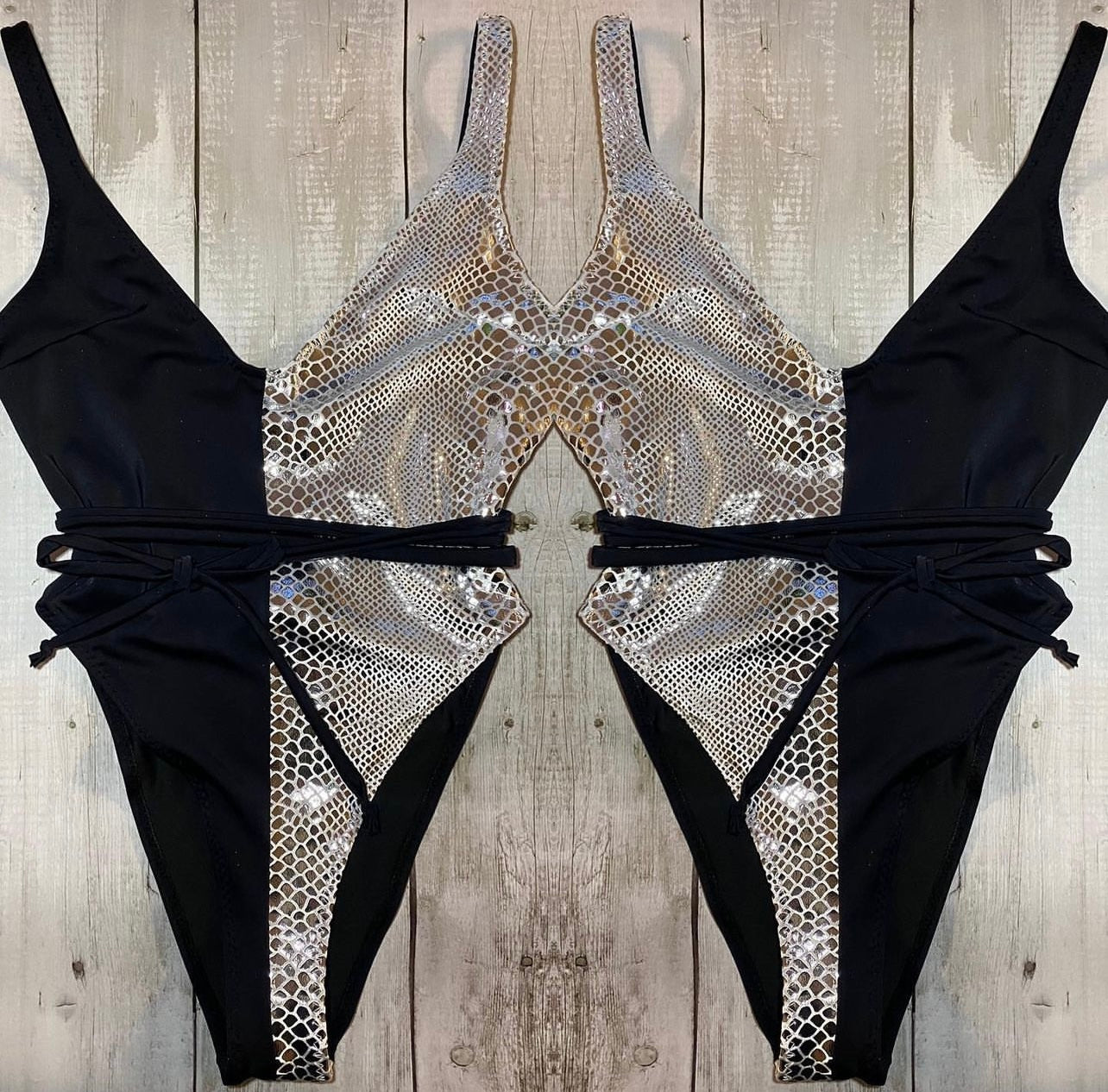 Black & White Snake Swimsuit - Size 8