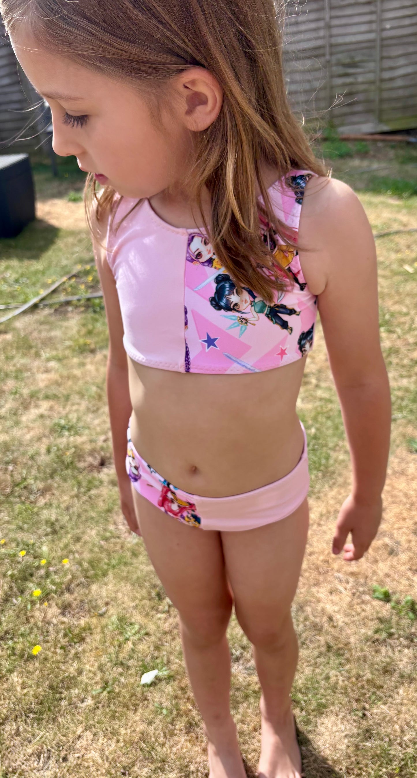 Girls K-Pop Bikini