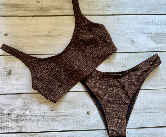 Bronze Leopard Bikini - Size 8